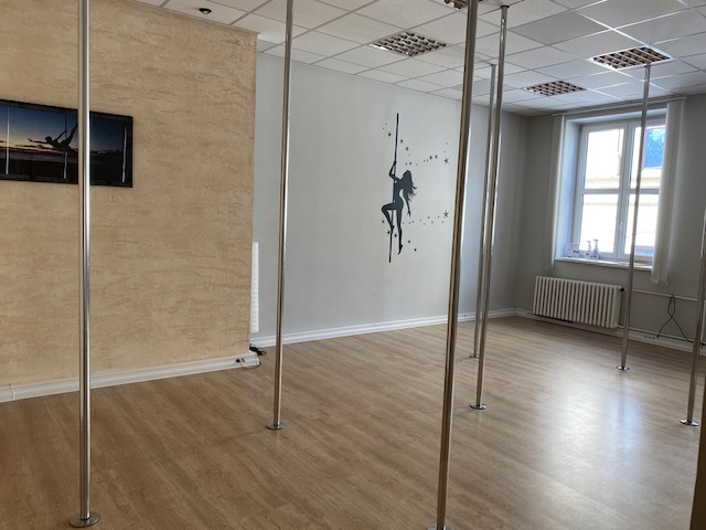 pole kids